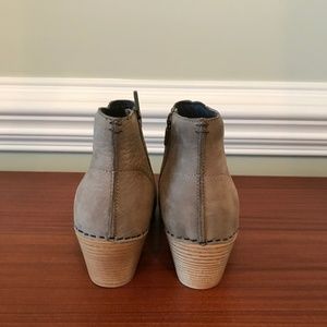 dansko maria taupe 38